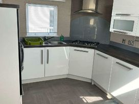 Golden Palm Resort - Holiday Accommodation 21373 - Lincolnshire - 1187904 - thumbnail photo 6