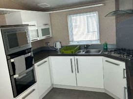Golden Palm Resort - Holiday Accommodation 21373 - Lincolnshire - 1187904 - thumbnail photo 7