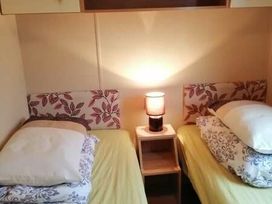 Golden Palm Resort - Holiday Accommodation 21375 - Lincolnshire - 1187906 - thumbnail photo 6
