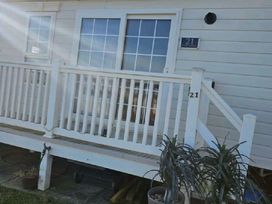 Devon Cliffs Holiday Park - Holiday Accommodation 21376 - Devon - 1187907 - thumbnail photo 15