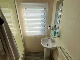 Golden Sands Kinmel Bay - Holiday Accommodation 21383 - North Wales - 1187911 - thumbnail photo 7