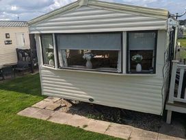 The Chase - Holiday Accommodation 21384 - Lincolnshire - 1187912 - thumbnail photo 12