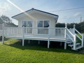 Lydstep Beach - Holiday Accommodation 21390 - South Wales - 1187918 - thumbnail photo 2