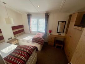Lydstep Beach - Holiday Accommodation 21390 - South Wales - 1187918 - thumbnail photo 10