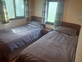 Quay West Holiday Park - Holiday Accommodation 21392 - Mid Wales - 1187920 - thumbnail photo 5