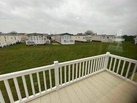 Lido Beach Holiday Park - Holiday Accommodation 21401 - North Wales - 1187926 - thumbnail photo 2