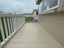 Lido Beach Holiday Park - Holiday Accommodation 21401 - North Wales - 1187926 - thumbnail photo 3