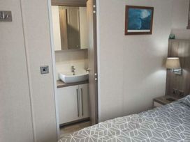 Southsea Leisure Park - Holiday Accommodation 21403 - Hampshire - 1187928 - thumbnail photo 8