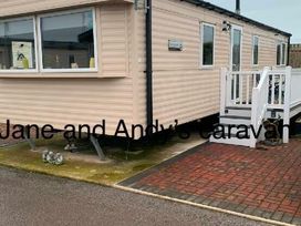 Golden Gate Holiday Centre - Holiday Accommodation 21406 - North Wales - 1187930 - thumbnail photo 4