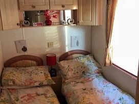 Golden Gate Holiday Centre - Holiday Accommodation 2141 - North Wales - 1187933 - thumbnail photo 6