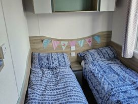 Marton Mere Holiday Village - Holiday Accommodation 21411 - Lake District - 1187935 - thumbnail photo 13