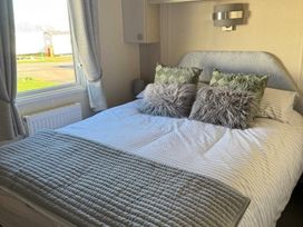 Cresswell Towers - Holiday Accommodation 21413 - Northumberland - 1187937 - thumbnail photo 9
