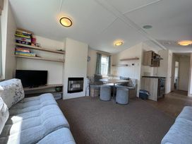 Hafan y Mor Haven - Holiday Accommodation 21419 - North Wales - 1187942 - thumbnail photo 5