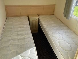 Sealands Caravan Park - Holiday Accommodation 21423 - Lincolnshire - 1187946 - thumbnail photo 4