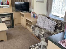 Sealands Caravan Park - Holiday Accommodation 21423 - Lincolnshire - 1187946 - thumbnail photo 9