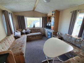 Clarach Bay Holiday Village - Holiday Accommodation 21427 - Mid Wales - 1187949 - thumbnail photo 4