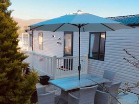 Barmouth Bay Holiday Village - Holiday Accommodation 21428 - Mid Wales - 1187950 - thumbnail photo 9