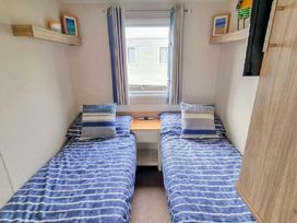 Cleethorpes Beach Holiday Park - Holiday Accommodation 21429 - Lincolnshire - 1187951 - thumbnail photo 7