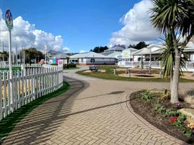 Cleethorpes Beach Holiday Park - Holiday Accommodation 21429 - Lincolnshire - 1187951 - thumbnail photo 18