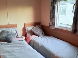 Skipsea Sands Holiday Park - Holiday Accommodation 21433 - North Yorkshire (incl. Whitby) - 1187953 - thumbnail photo 8