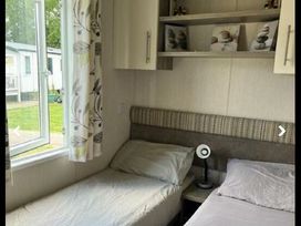 Combe Haven Holiday Park - Holiday Accommodation 21434 - Kent & Sussex - 1187954 - thumbnail photo 13