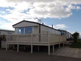 Trecco Bay - Holiday Accommodation 2144 - Somerset & Wiltshire - 1187957 - thumbnail photo 11