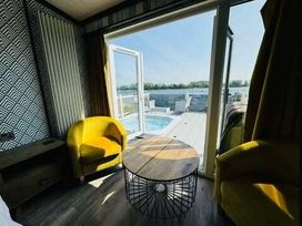 Tattershall Lakes Country Park - Holiday Accommodation 21441 - Lincolnshire - 1187958 - thumbnail photo 3