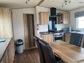 Perran Sands - Holiday Accommodation 21444 - Cornwall - 1187961 - thumbnail photo 6