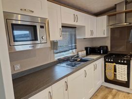 Port Haverigg Holiday Village - Holiday Accommodation 21447 - Lake District - 1187963 - thumbnail photo 6