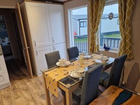 Port Haverigg Holiday Village - Holiday Accommodation 21447 - Lake District - 1187963 - thumbnail photo 7