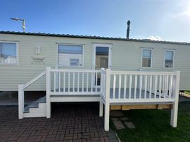 Golden Gate Holiday Centre - Holiday Accommodation 21451 - North Wales - 1187967 - thumbnail photo 1