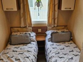 Golden Gate Holiday Centre - Holiday Accommodation 21451 - North Wales - 1187967 - thumbnail photo 4