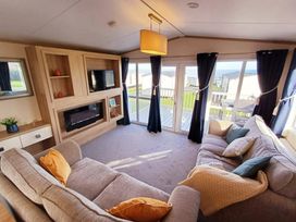 Crimdon Dene Holiday Park - Holiday Accommodation 21463 - Yorkshire Dales - 1187976 - thumbnail photo 2