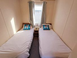 Crimdon Dene Holiday Park - Holiday Accommodation 21463 - Yorkshire Dales - 1187976 - thumbnail photo 5