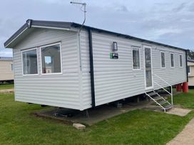 Cayton Bay Caravan Park - Holiday Accommodation 21469 - North Yorkshire (incl. Whitby) - 1187980 - thumbnail photo 1