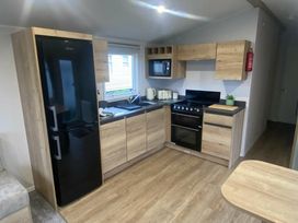 Cayton Bay Caravan Park - Holiday Accommodation 21469 - North Yorkshire (incl. Whitby) - 1187980 - thumbnail photo 3