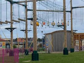 Cayton Bay Caravan Park - Holiday Accommodation 21469 - North Yorkshire (incl. Whitby) - 1187980 - thumbnail photo 11