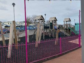 Cayton Bay Caravan Park - Holiday Accommodation 21469 - North Yorkshire (incl. Whitby) - 1187980 - thumbnail photo 12