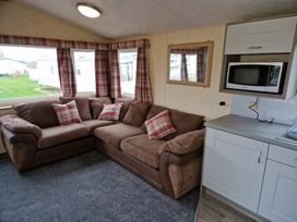 Sand Le Mere Holiday Village - Holiday Accommodation 21471 - North Yorkshire (incl. Whitby) - 1187982 - thumbnail photo 9