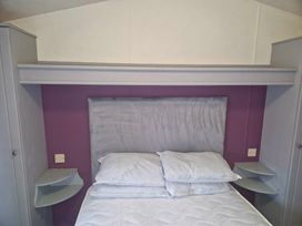 Sand Le Mere Holiday Village - Holiday Accommodation 21471 - North Yorkshire (incl. Whitby) - 1187982 - thumbnail photo 13