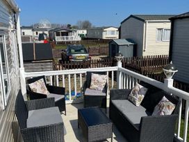 Unity Holiday Resort - Holiday Accommodation 21472 - Somerset & Wiltshire - 1187983 - thumbnail photo 3