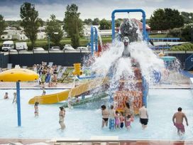 Unity Holiday Resort - Holiday Accommodation 21472 - Somerset & Wiltshire - 1187983 - thumbnail photo 13
