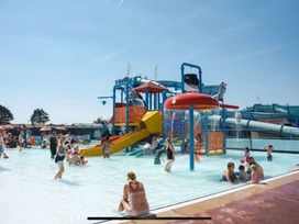 Unity Holiday Resort - Holiday Accommodation 21472 - Somerset & Wiltshire - 1187983 - thumbnail photo 15