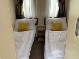 Lyons Sunnysands Holiday Park - Holiday Accommodation 21487 - Mid Wales - 1187993 - thumbnail photo 9
