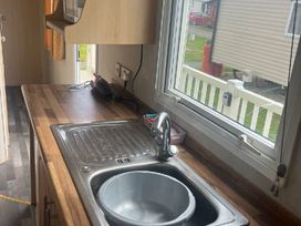 Mablethorpe Chalet Park - Holiday Accommodation 21488 - Lincolnshire - 1187994 - thumbnail photo 3