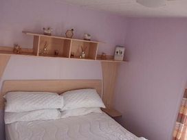 Mablethorpe Chalet Park - Holiday Accommodation 21488 - Lincolnshire - 1187994 - thumbnail photo 8
