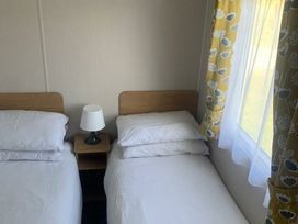 Perran Sands - Holiday Accommodation 21489 - Cornwall - 1187995 - thumbnail photo 12