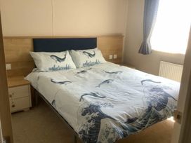 Trecco Bay - Holiday Accommodation 21498 - Somerset & Wiltshire - 1188004 - thumbnail photo 7