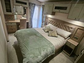 Tattershall Lakes Country Park - Holiday Accommodation 21501 - Lincolnshire - 1188006 - thumbnail photo 4