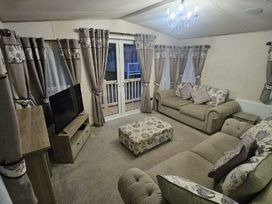 Tattershall Lakes Country Park - Holiday Accommodation 21501 - Lincolnshire - 1188006 - thumbnail photo 10